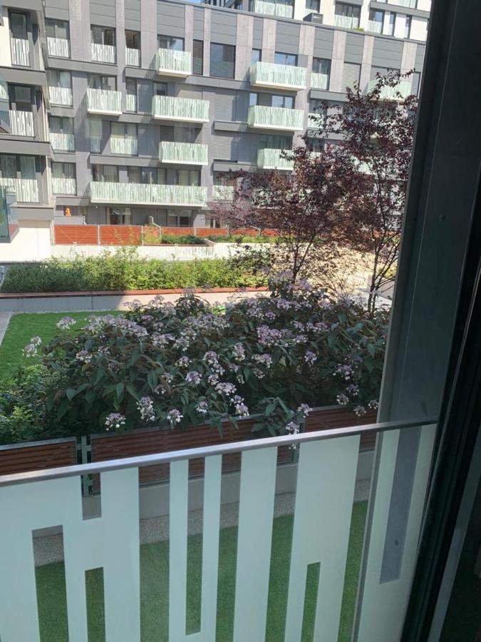 Residence Garden Tower - 8 Min Do Centra, Garaz براغ المظهر الخارجي الصورة